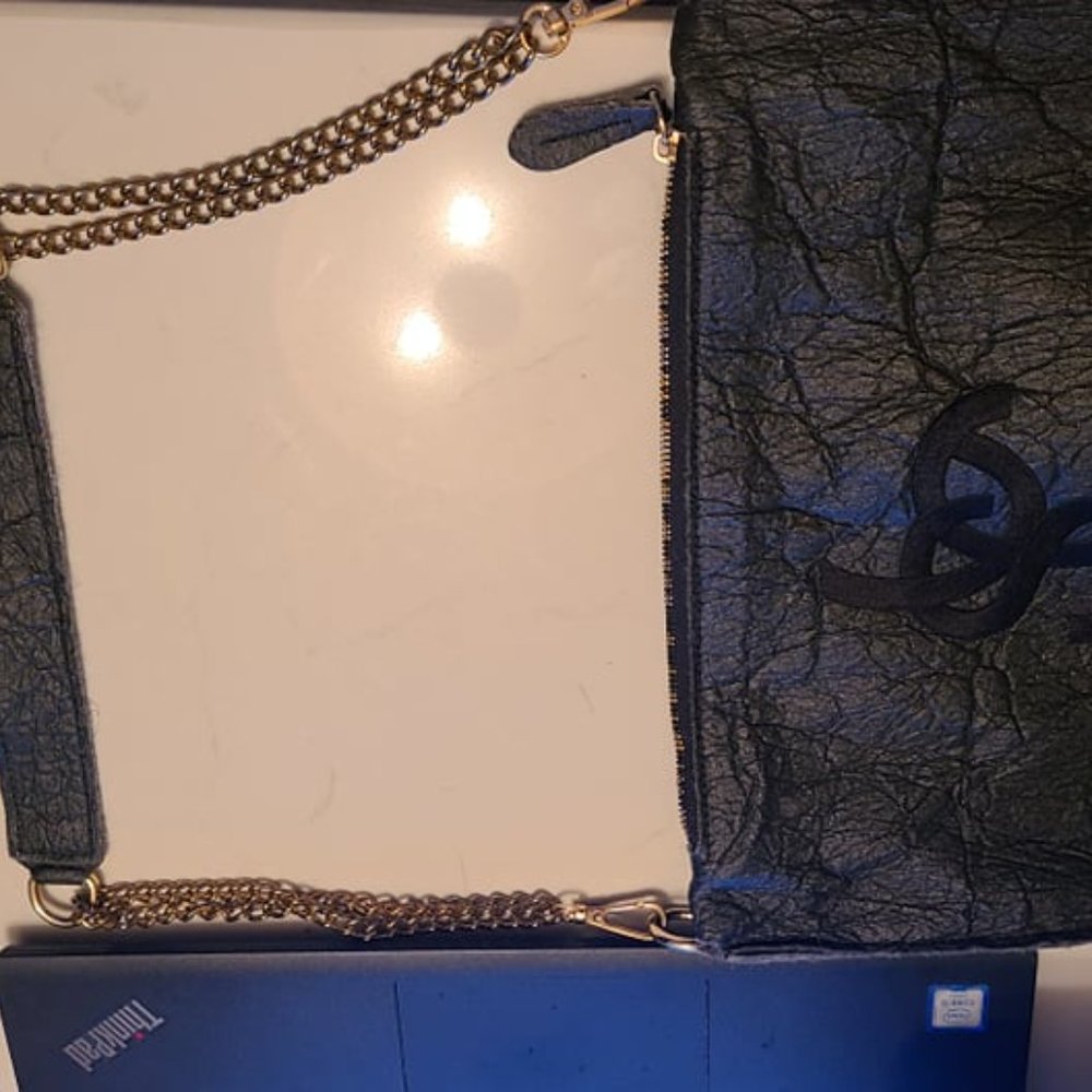 VEGAN PIÑATEX sustainable designer shoulder bag BLACK LUCIELA TASCHEN Prague - Picture 16 of 16